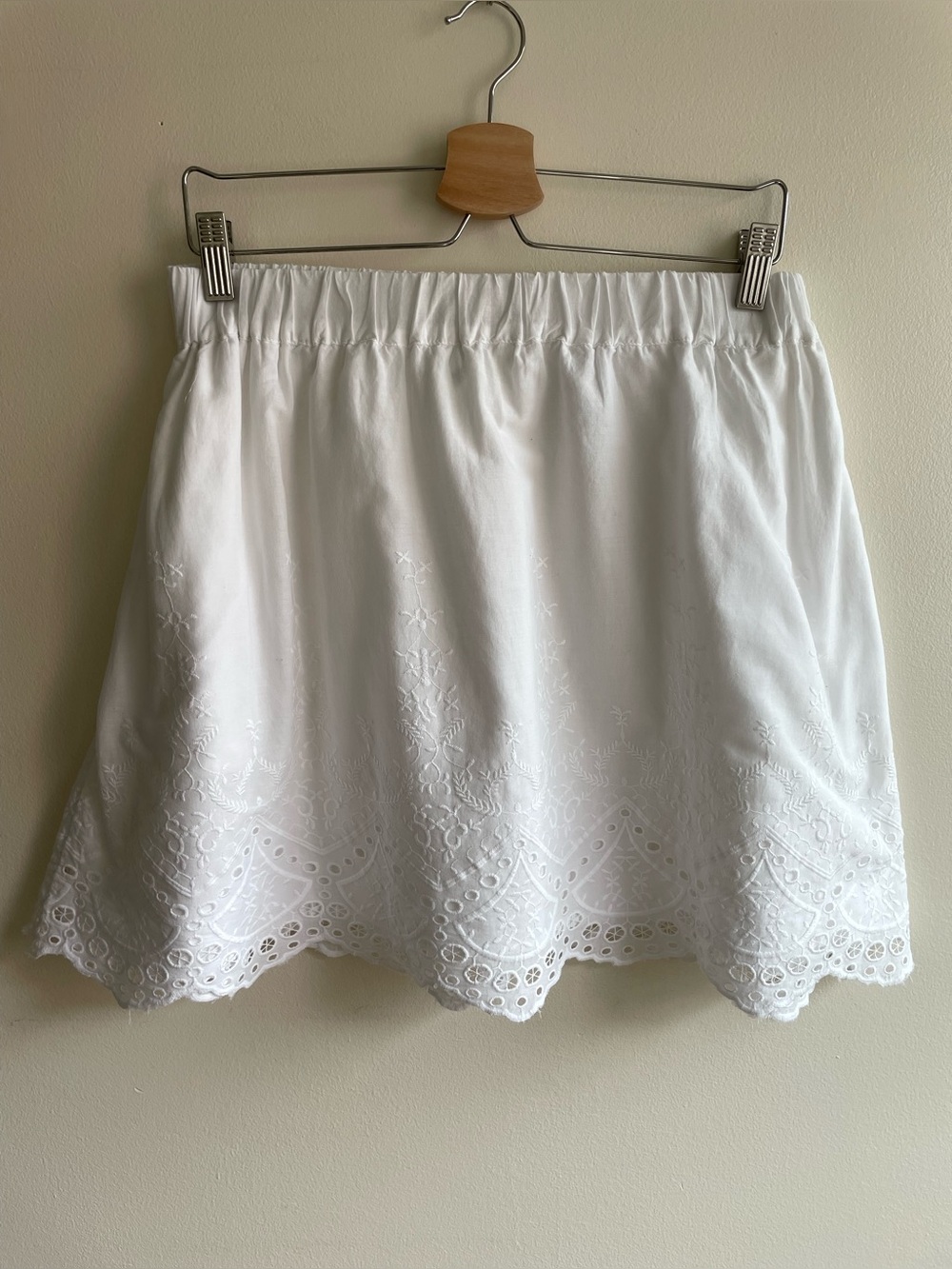 L.O.G.G. H&M White Eyelet Embroidered Cotton Mini Skirt Lined Pockets US 8